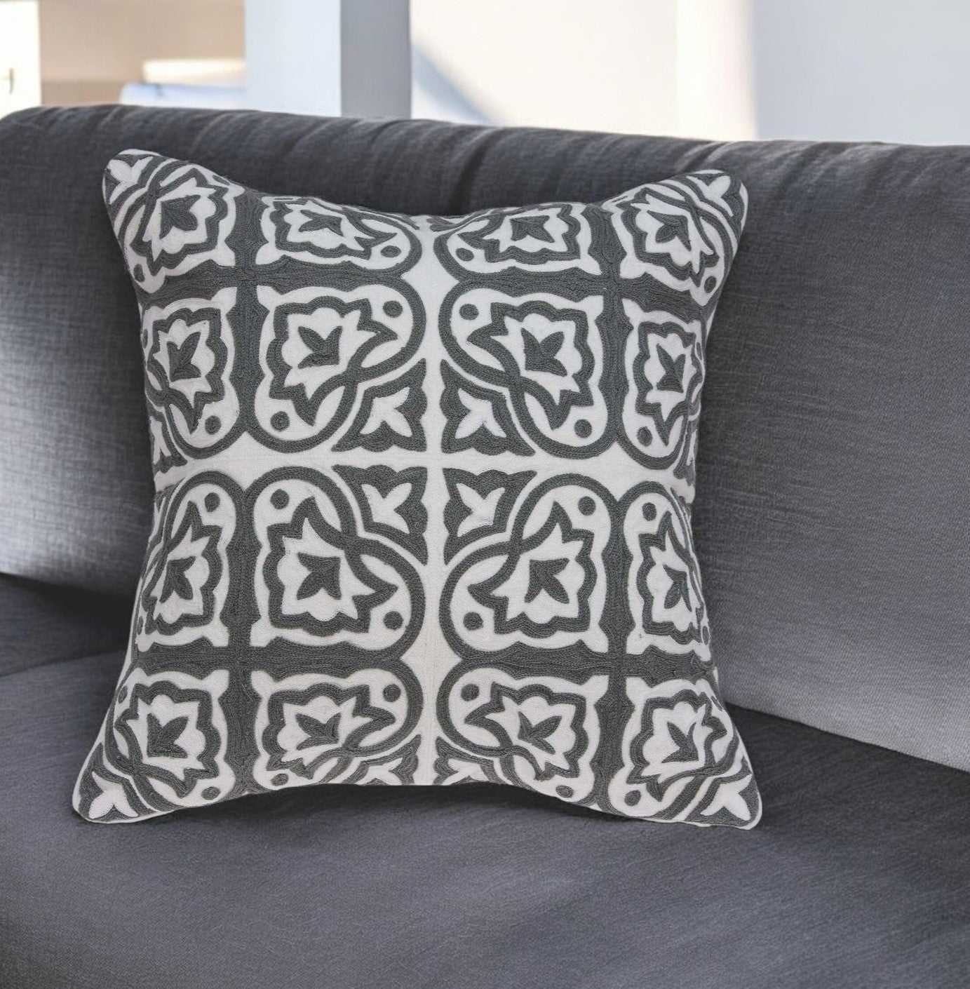20" X 7" X 20" Traditional Gray And White Cotton Pillow Cover With Poly Insert-1