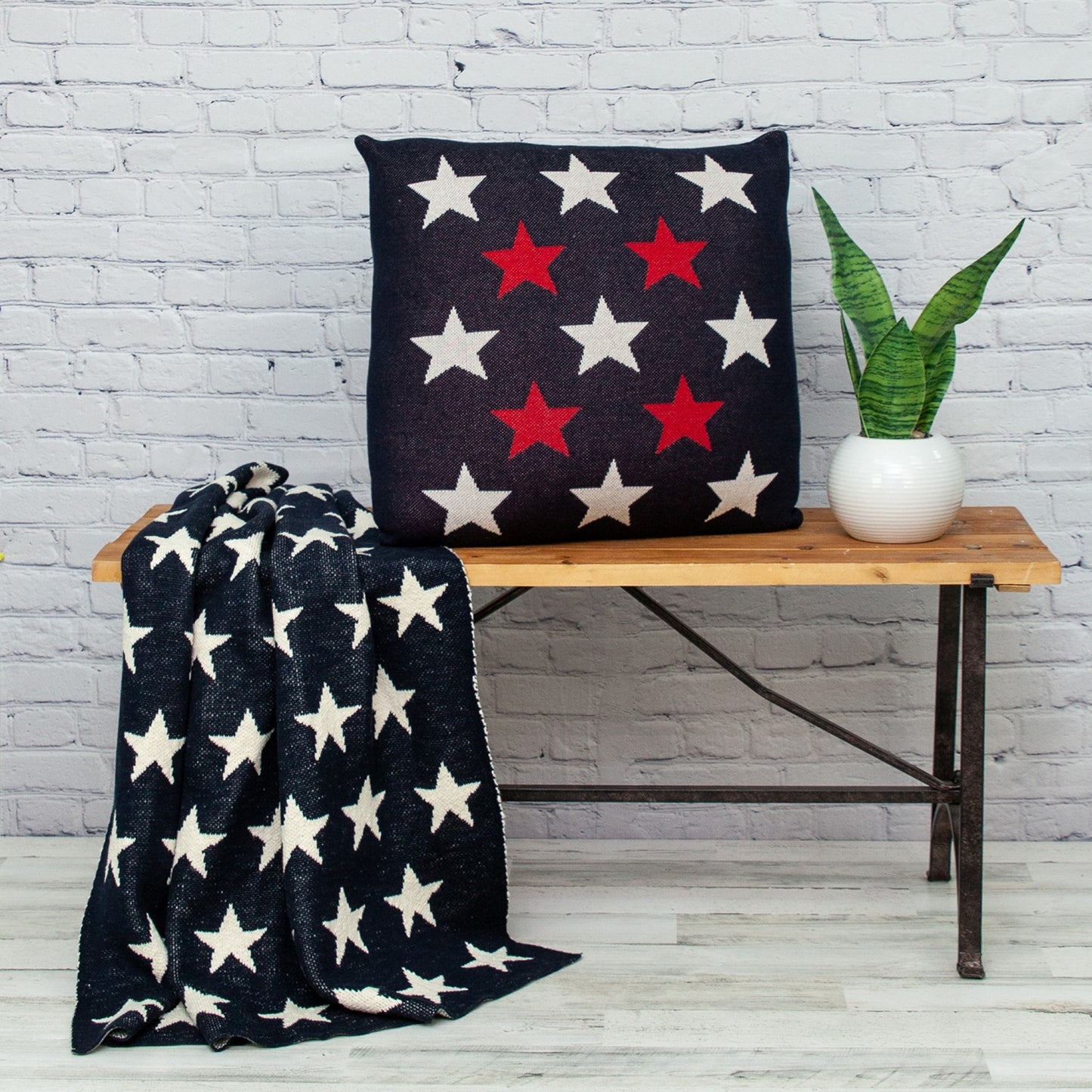 20" Black and White Cotton Throw Pillow-7
