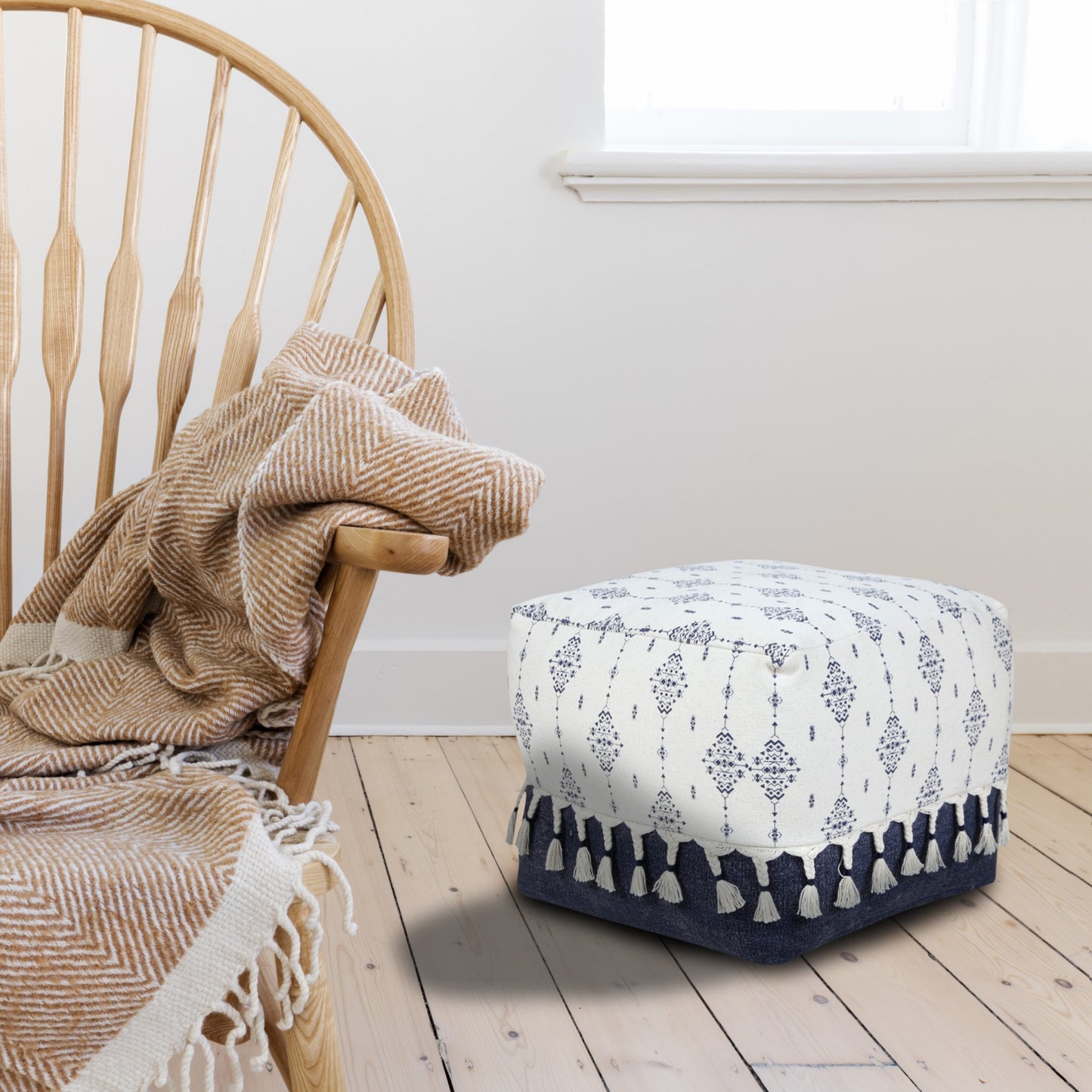 18" Natural And Navy Blue Cotton Medallion Pouf Ottoman-8